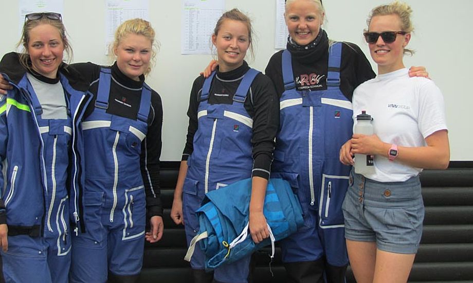 TeamXX fra venstre: Anette Viborg, Line Just, Joa Storebjerg, Karoline Klint og Anne-Julie Schütt. Foto: TeamXX