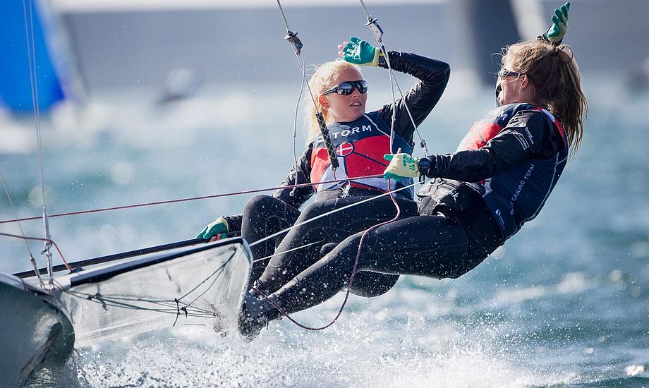 Sejrsglæde hos Jena Mai Hansen og Katja Salskov-Iversen fra Yachtklubben Furesøen. Foto: Richardo Pinto