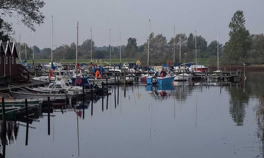 Størstedelen af de både, der er på auktion i Vallensbæk, har de sidste år skiftet havnebassinet ud med et permanent ophold på land. Foto: Vallensbæk Havn