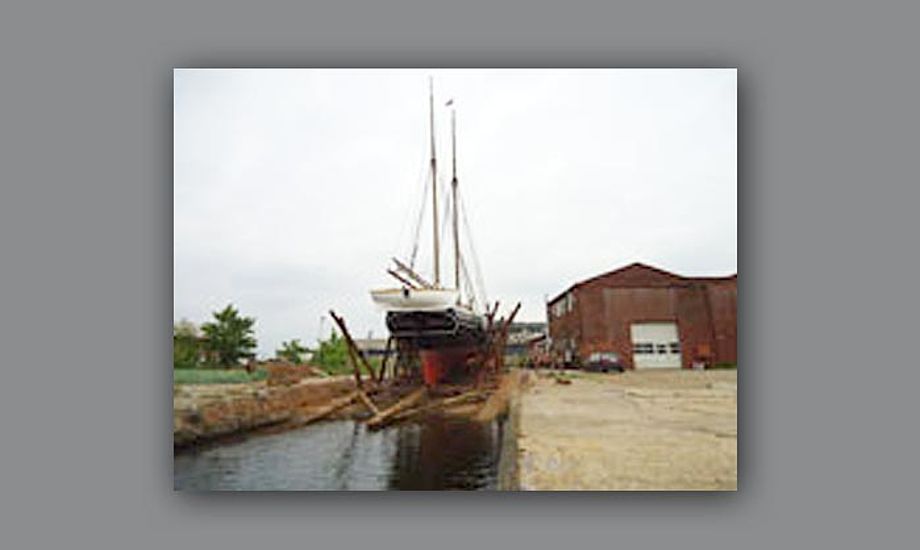 Den ene af Holbæk gamle beddinger kan tage skibe op til 120 tons. Foto: maritimedanmark.dk