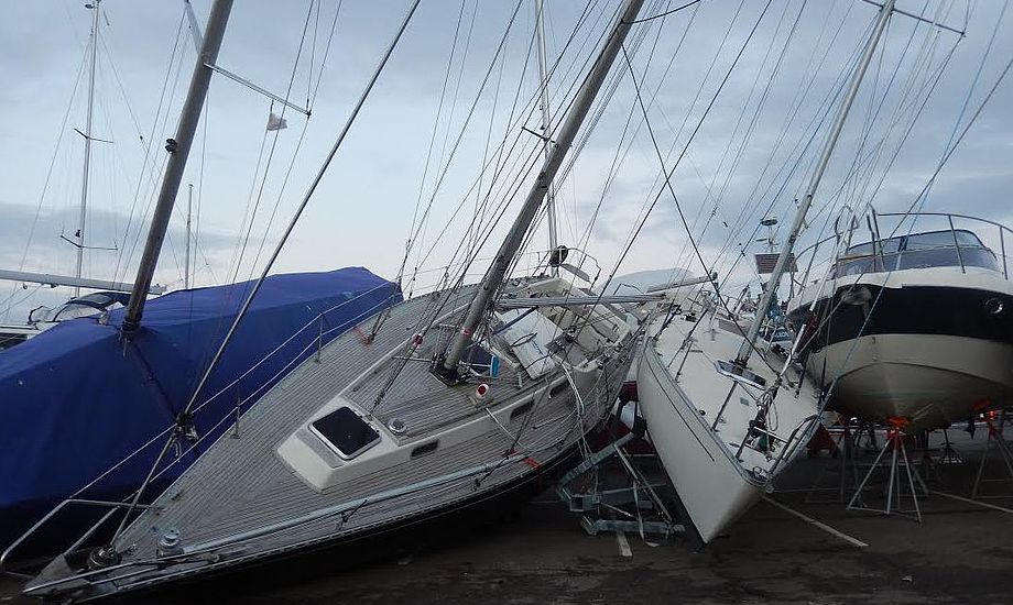 Syv både er væltet på havnen i Helsingør. Foto: Ole Wenzel