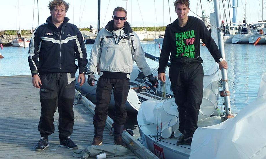 Vi fangede vinderholdet på Hellerup Havn. Fra venstre: Konrad Floryan, Emil Max Møller og Frederik Lange. Foto: Katrine Bertelsen