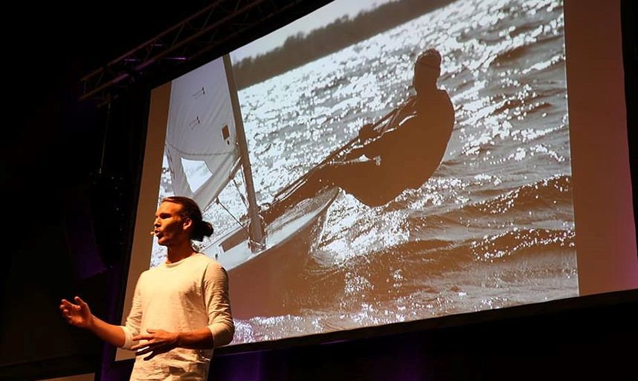 Emil Erichsen, tidligere Laser-sejler, er en eftertragtet foredragsholder. Her på Boat Show i marts. Foto: Troels Lykke