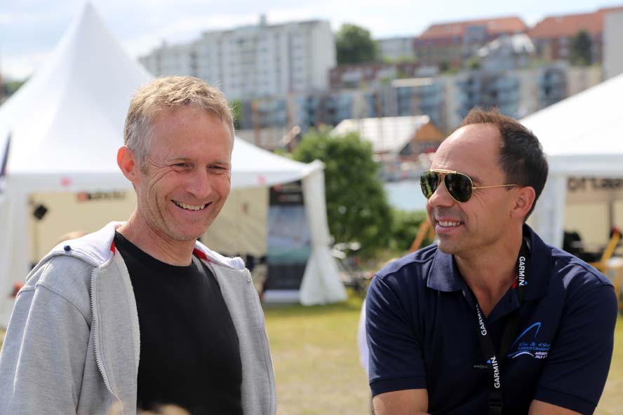 Formand for Dansk Sejlunion, Hans Natorp, tv. og Thomas Capitani håber det store prestige-VM kommer til Aarhus. Foto: Troels Lykke