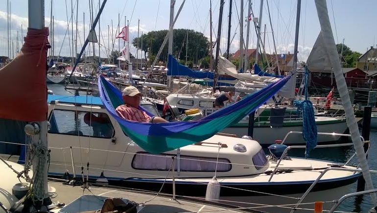 Ballen Havn har hvert år besøg af et stort antal gæstesejlere - ikke mindst under Samsø Festivalen. Foto: Troels Lykke