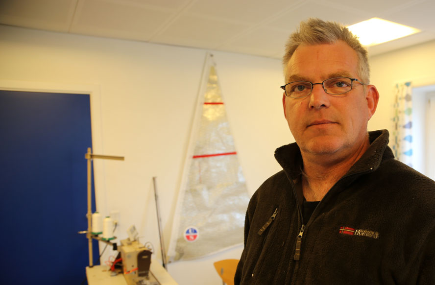 Lars Bo Poulsen har været sejlmager siden 1977. Siden 2006 har han drevet Ullman Sails i Aarhus. Foto: Troels Lykke