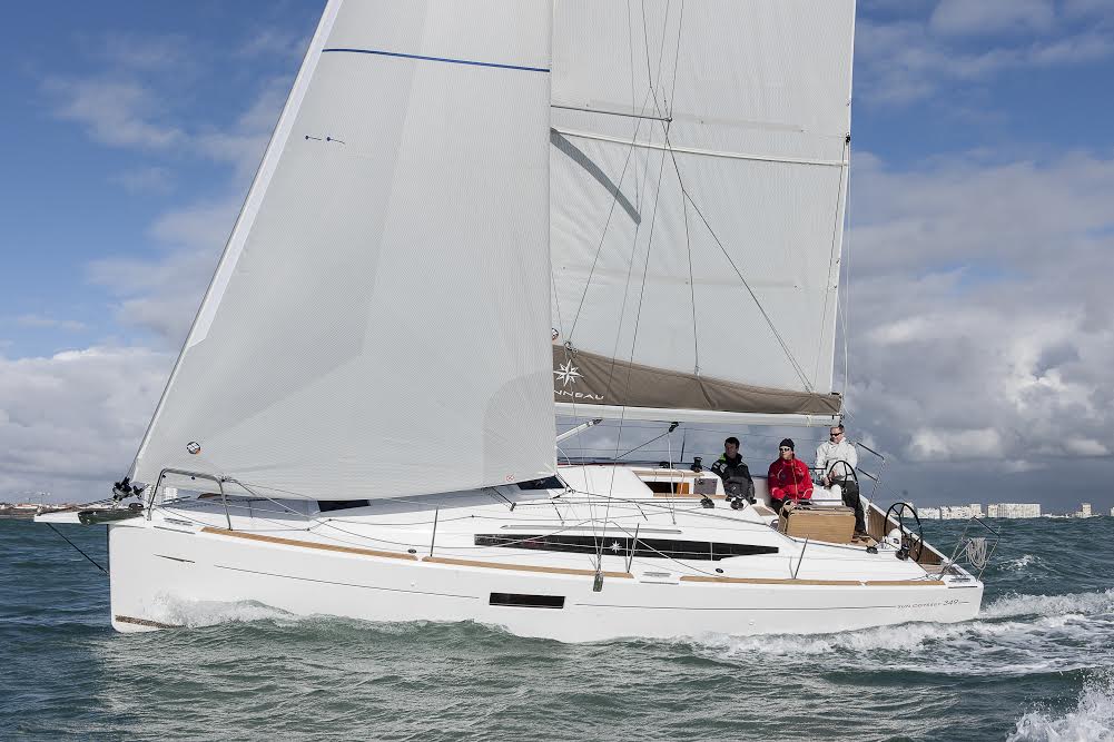 Sun Odyssey 349 har solgt godt i Europa. Minbaad.dk har tidligere testet båden, der er velsejlende. Størrelsen er populær på det danske marked. PR-foto