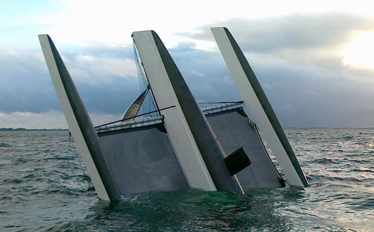 Dragster til venstre før starten gik. Båden er fra Marselisborg og ejes af Ejner Kjær. Foto: Peter Deleuran