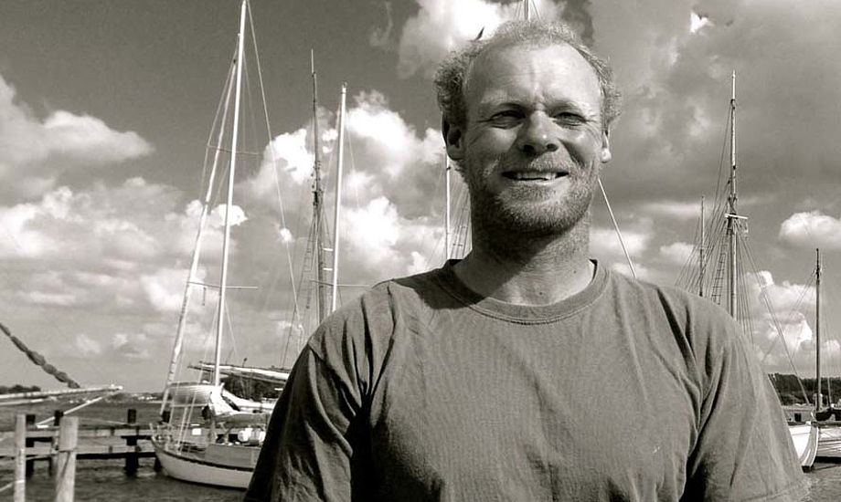 Adam Malling er medlem af Hellerup Sejlklub, hvor han i dag sejler OK-jolle.