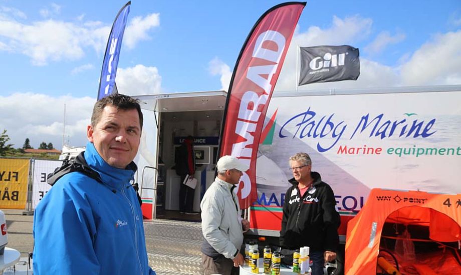 Peter Helleskov fra Palby Marine roser Flydende Bådmesse i Egå. Foto: Troels Lykke