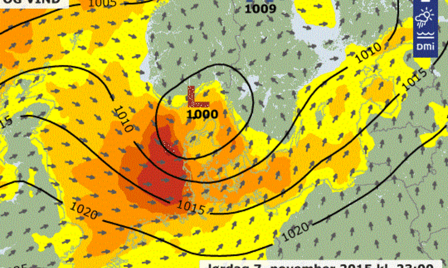 Lavtryk med vindstød af stormstyrke vil ramme landet i aften. Grafik: DMI.dk