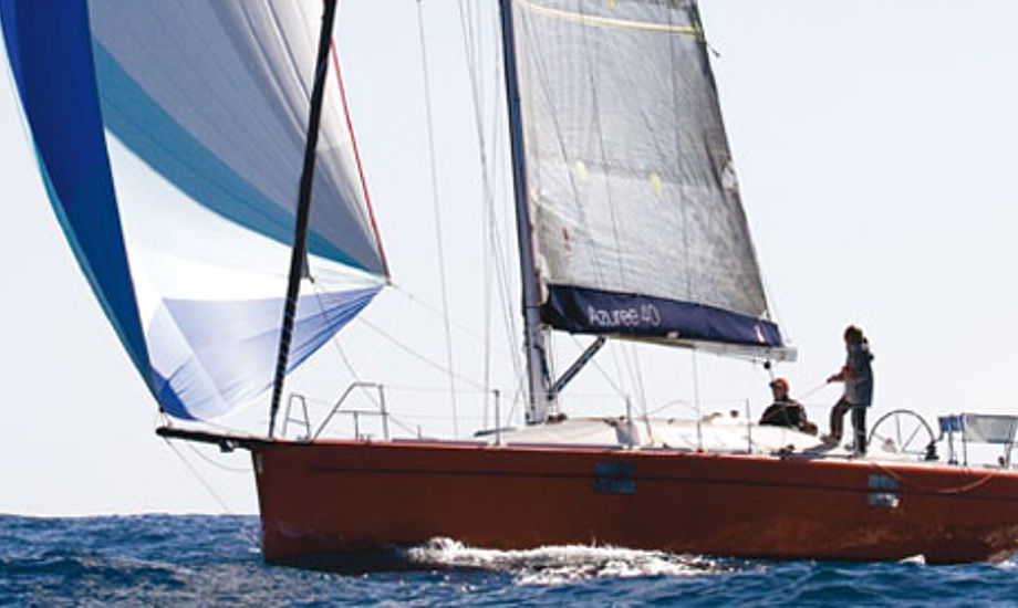 Azuree 40 Cruiser er nomineret til Årets Båd i Europa 2010 af europæiske bådblade, herunder BådNyt.