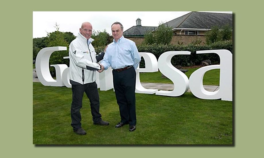 Mike Golding offentliggør sin nyeste sponsor – vindmølle virksomheden GAMESA
