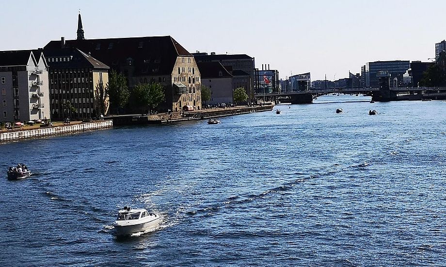 Afspærringen er kun midlertidig i Sydhavnen i København. Her ses Københavns havns nordligere ende. Foto: Troels Lykke