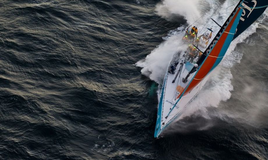 Telefonica er efter Grouma i den samlede stilling, men det kan der ændres på inden for de næste to døgn. Foto: Ian Roman/Volvo Ocean Race