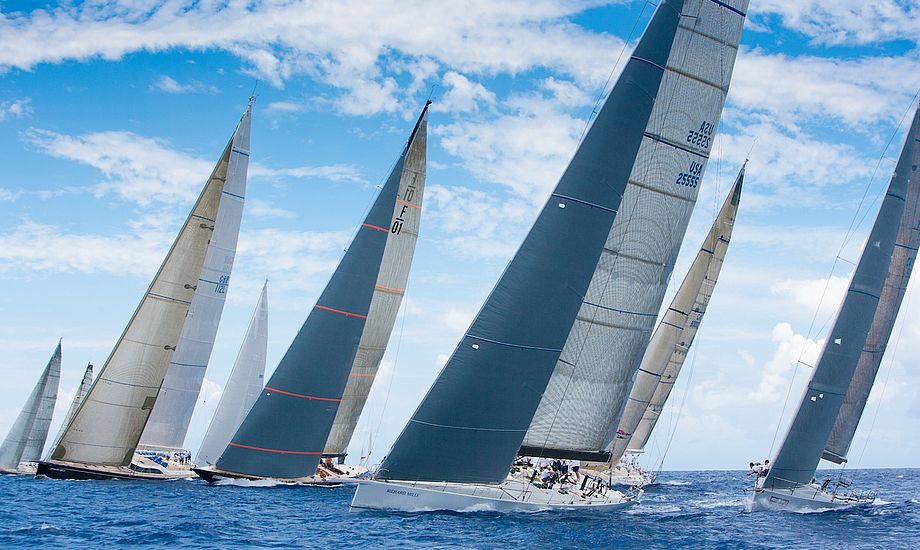 Elvstrøm Sails vil mere ind på superyachts-markedet med Epex-sejl, hvor North Sails står stærkt med 3Di-sejl.