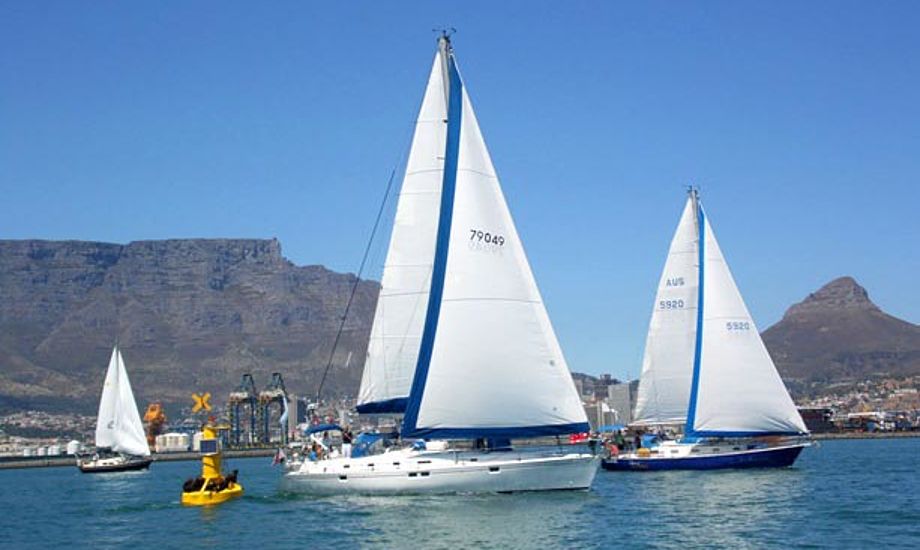5. januar startede feltet i let vind fra Cape Town i Syd-Afrika med kurs mod St. Helena og Brasilien. Foto: worldcruising.com