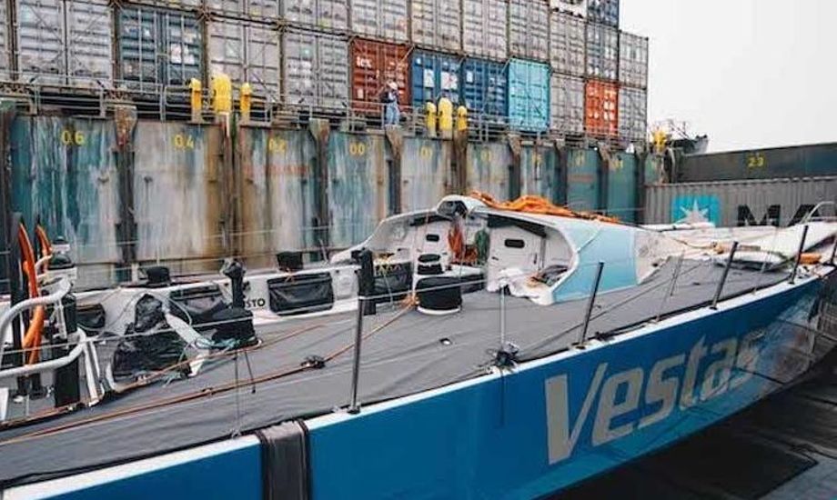 Håbet er, at den blå Vestas-båd atter er sejlende, når kursen sættes mod brasilianske Itajaí i marts. Foto: Volvo Ocean Race