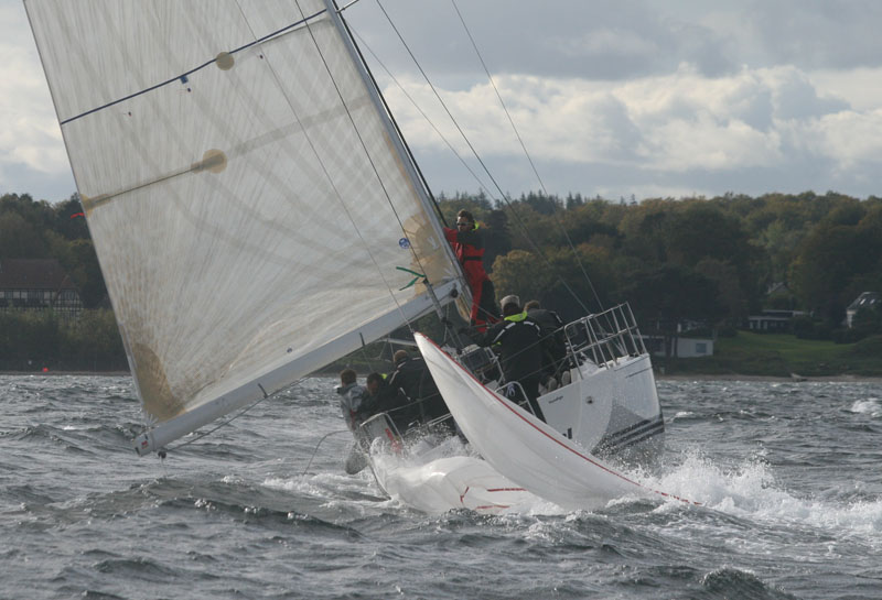 Vi har desværre ikke billede af den svenske First 35, men her ses en anden båd fra i lørdags i Rungsted. Foto: Bjarne Pedersen, Kragenæs