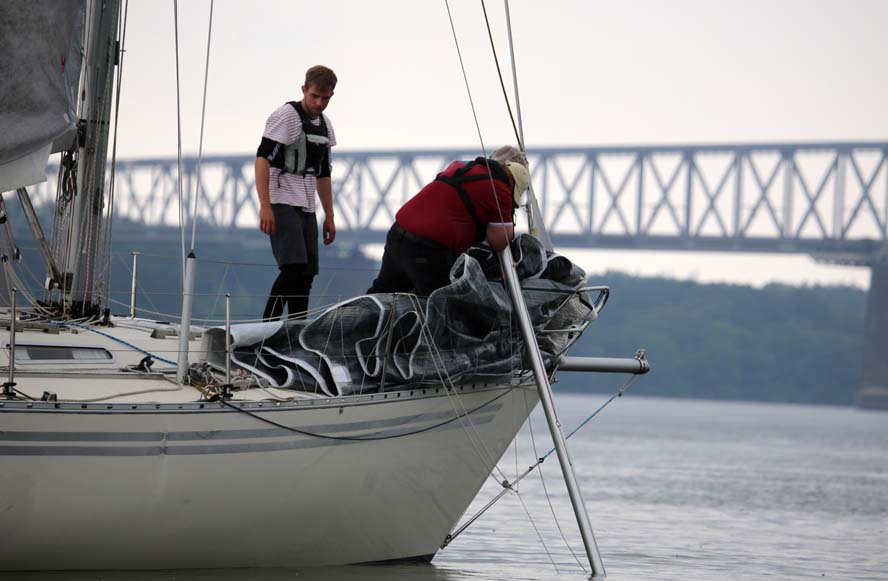 Minbaad.dk er ikke gået på grund, men mange klikkede på artiklen med dette billede af en uheldig Kerteminde-sejler under Palby Fyn Cup. Foto: Troels Lykke