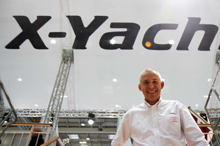 49-årige Hans Viggard fra Sønderborg har selv en X-332, nu køber han en Xp 44. Foto: Troels Lykke