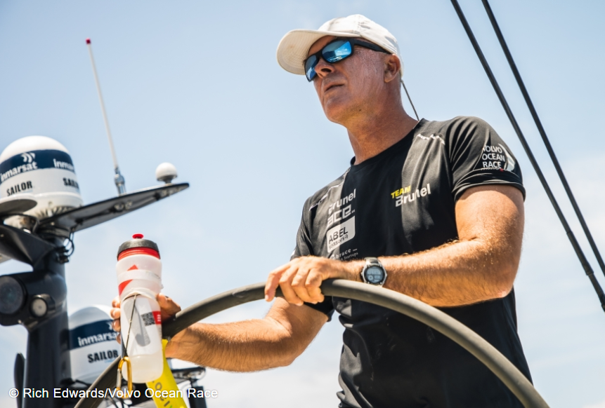 Bouwe Bekking er skipper ombord på Team Brunel. Foto: Rich Edwards/Volvo Ocean Race.