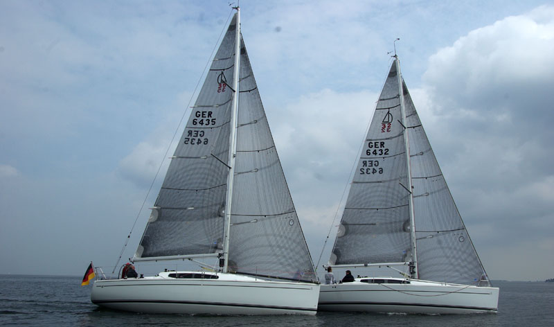 BådNyt og minbaad.dk tester Dehler 32 og 35 ud for Kiel. Bådene er med North Sails 3DL og kølen er ekstra dyb på bådene. Foto: Troels Lykke