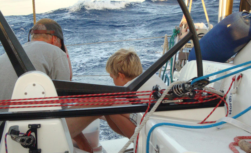 Jens Mohr og familie er vant til store bølger. Foto: Xabyte
