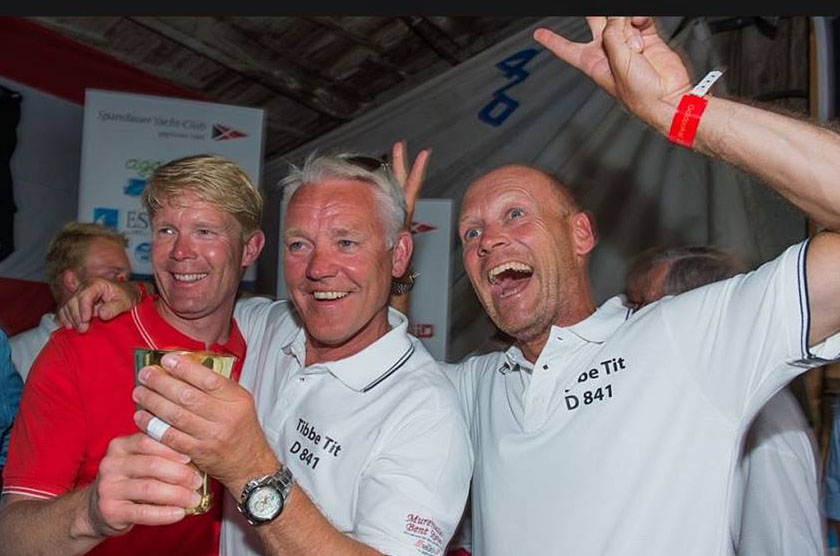 Fra venstre ses Claus Nygaard, Michael Empacher og Brian Frisendahl. Holdets fokus i år var kun Guldpokal i Folkebåden, de før har vundet DM i.