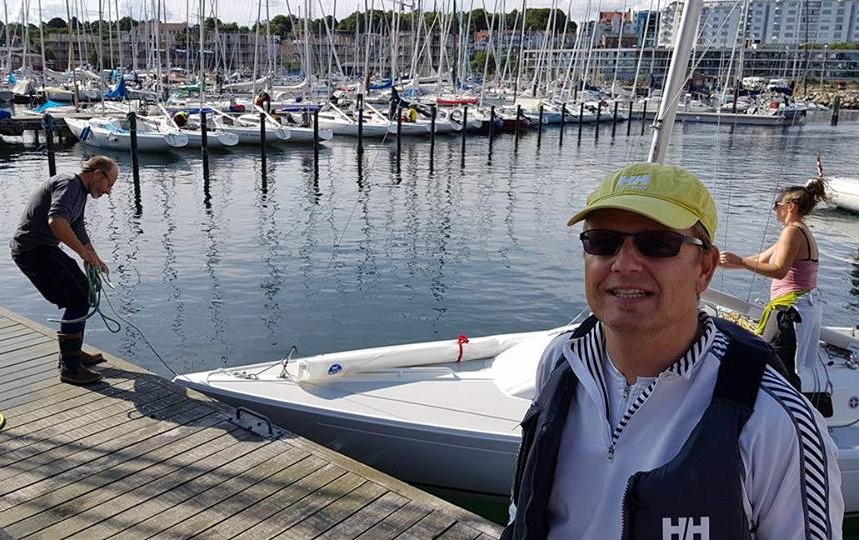 46-årig ingeniør Anders Bertelsen fra Aarhus var især hurtig om lørdagen. Søndag kritiserede han banelederen for at lave sejlads på 20 minutter. Det blev ændret i sejladsen efter. Foto: Troels Lykke