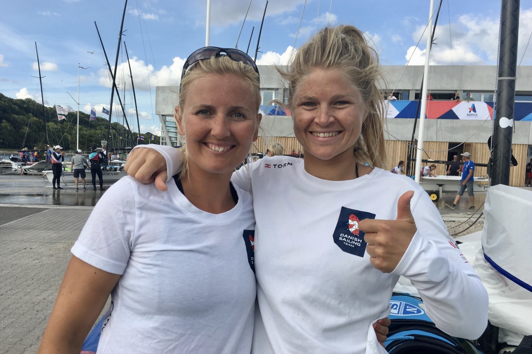 Efter en flot VM-start er der god grund til at række tommelfingeren i vejret for de to danske medaljehåb. Foto: Sara Sulkjær