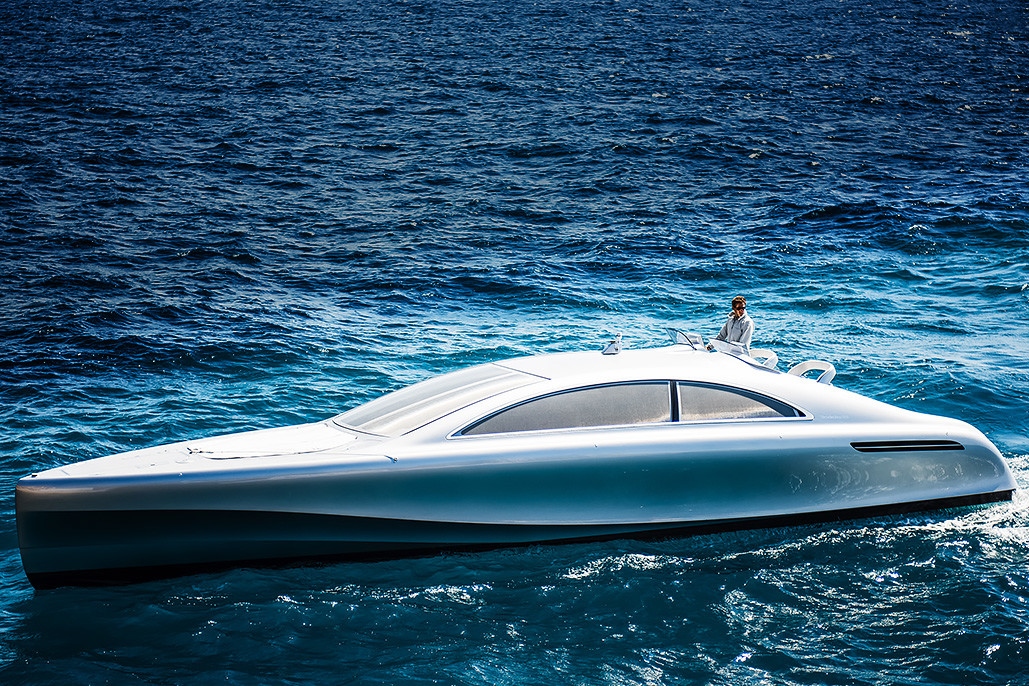 Der bliver kun bygget 10 eksemplarer af den nye yacht. Foto: Mercedes-Benz